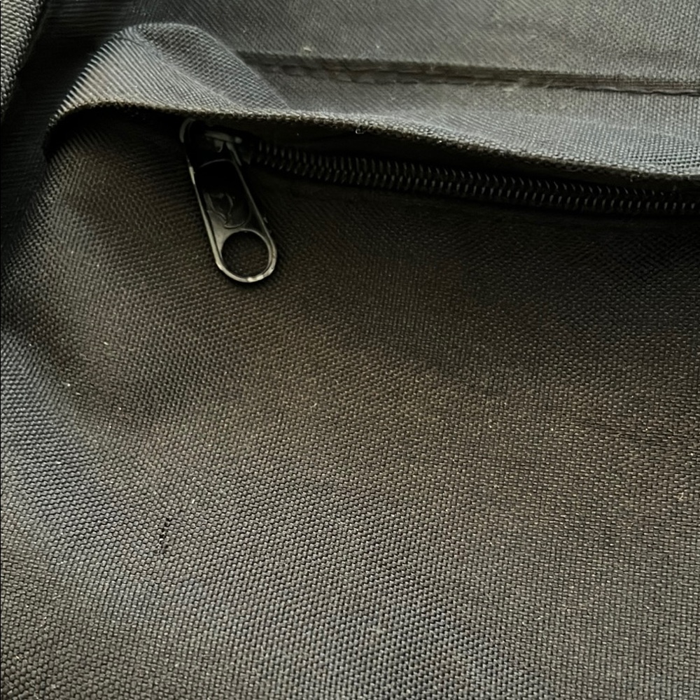 Fjallraven Black Backpack Classic Durable Design - Picture 4 of 8